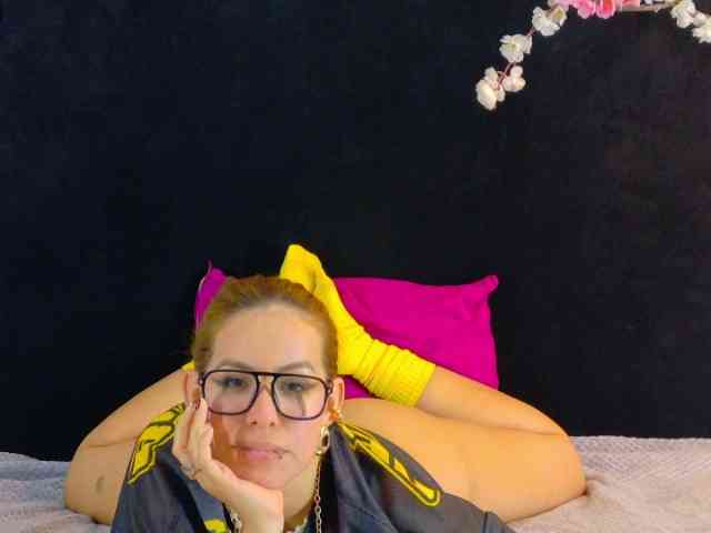 SCARLETTE04 webcam