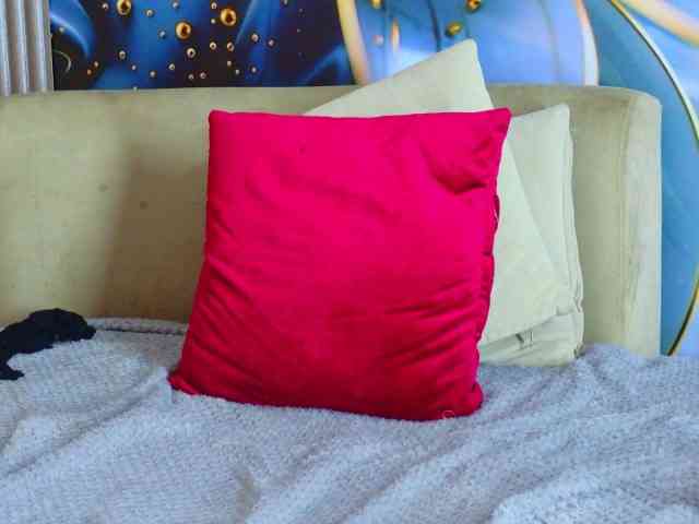 SCARLETTE04 webcam