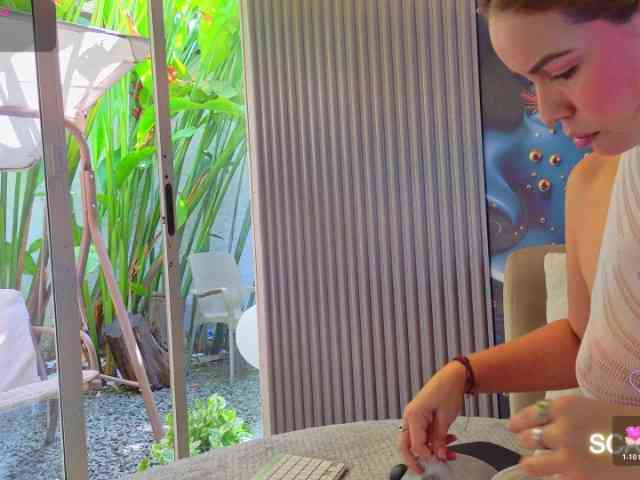 SCARLETTE04 webcam