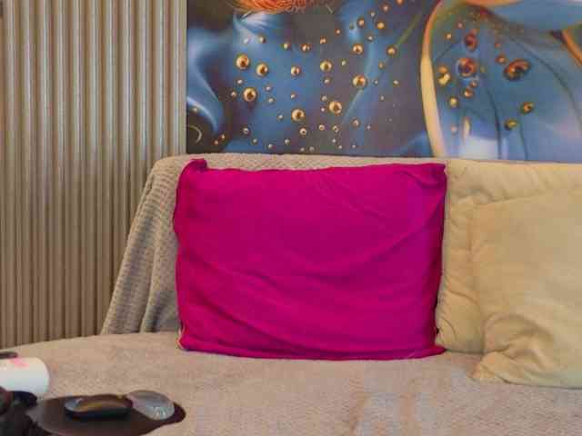 SCARLETTE04 webcam