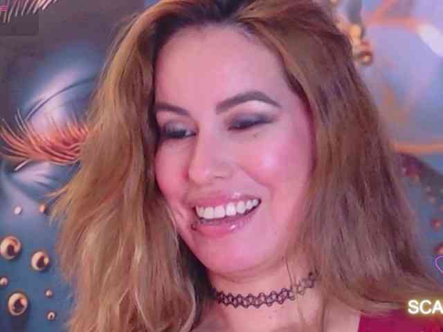 SCARLETTE04 webcam