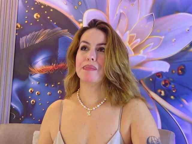 SCARLETTE04 webcam