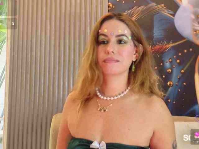 SCARLETTE04 Live Webcam on BongaCams