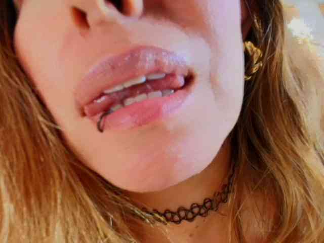 SCARLETTE04 webcam