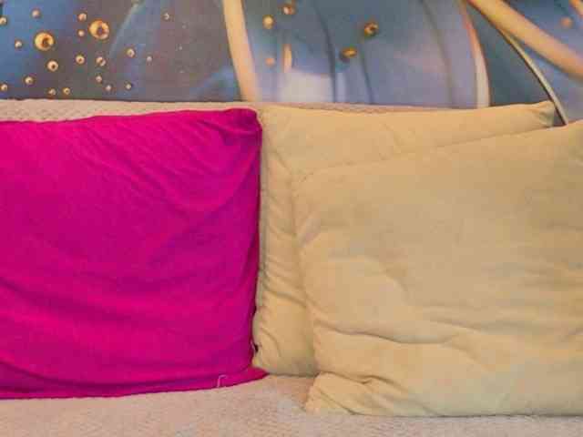SCARLETTE04 webcam