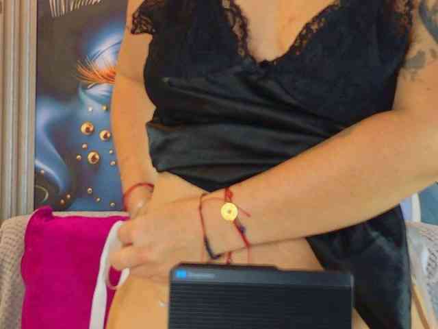 SCARLETTE04 webcam