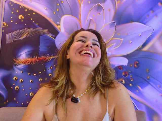 SCARLETTE04 webcam