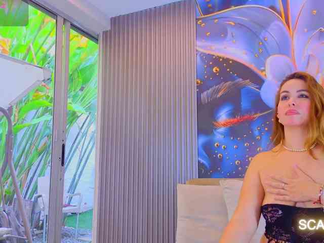 SCARLETTE04 webcam