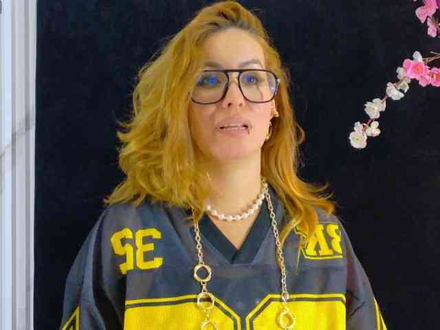 SCARLETTE04 webcam
