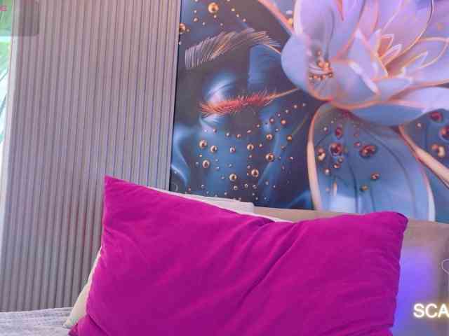 SCARLETTE04 webcam