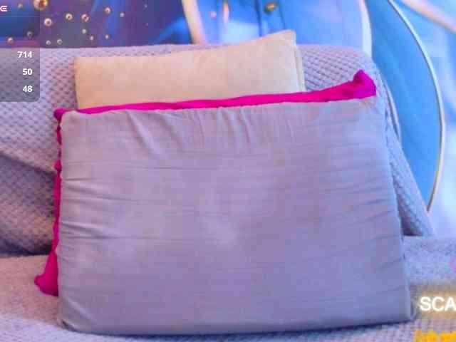 SCARLETTE04 webcam