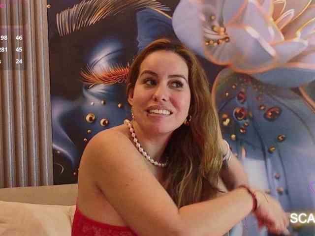 SCARLETTE04 webcam