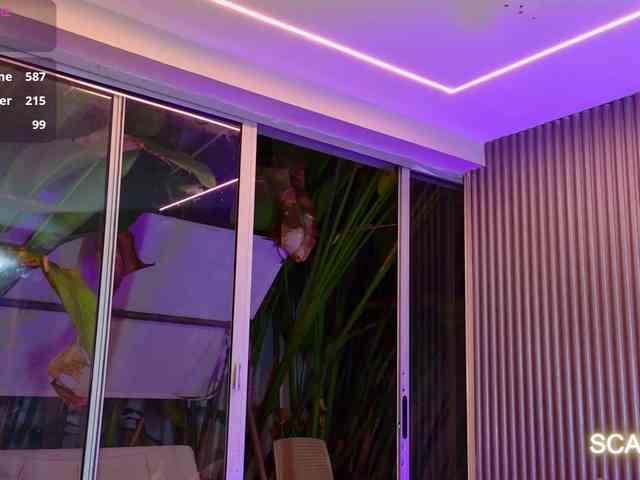 SCARLETTE04 webcam