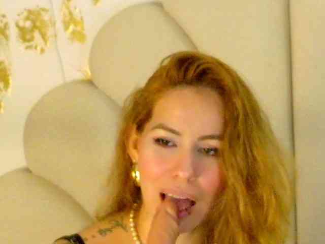 SCARLETTE04 webcam