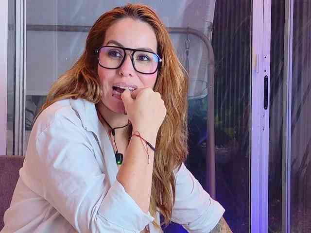 SCARLETTE04 webcam
