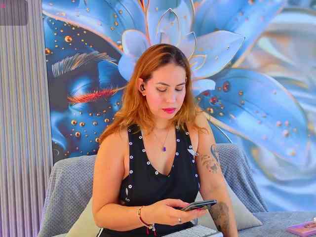 SCARLETTE04 webcam