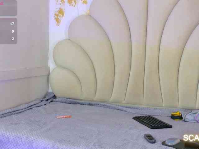 SCARLETTE04 webcam