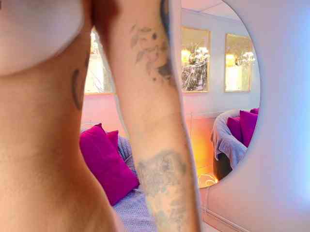 SCARLETTE04 webcam