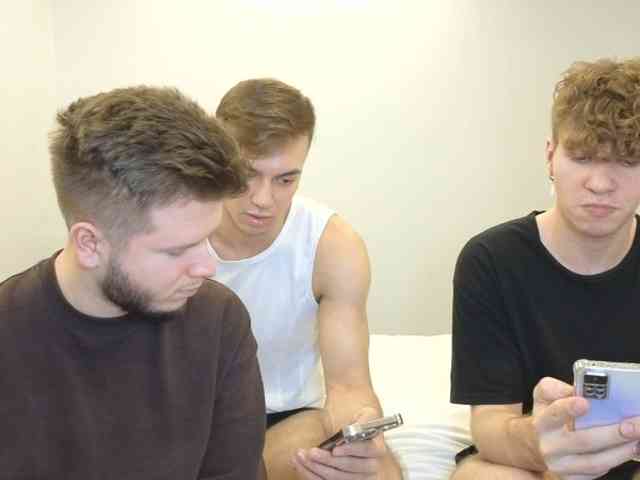 Alexxx_d1's cam show statistics and live stream