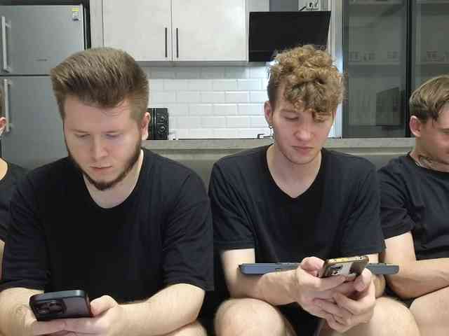 boys-sobolisha Sex Cam Show