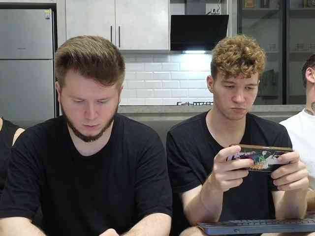 boys-sobolisha Sex Cam Show
