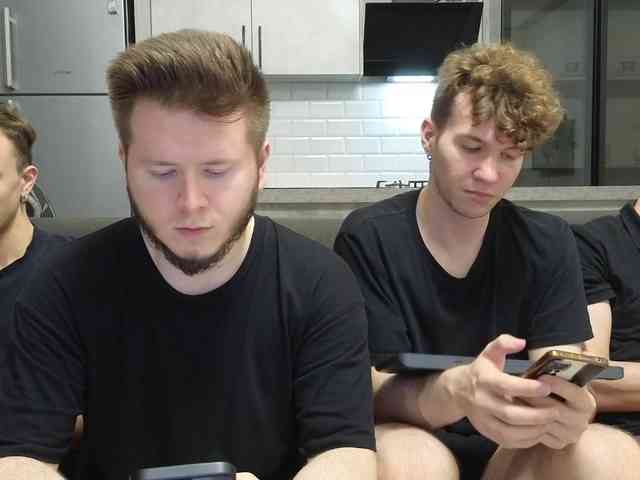 boys-sobolisha Sex Cam Show
