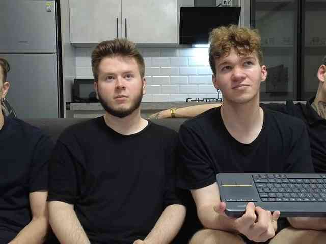 boys-sobolisha Sex Cam Show