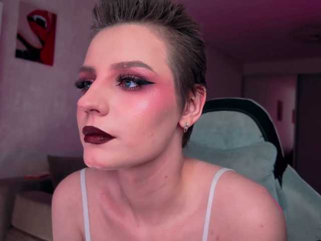 monicaerotic live cam