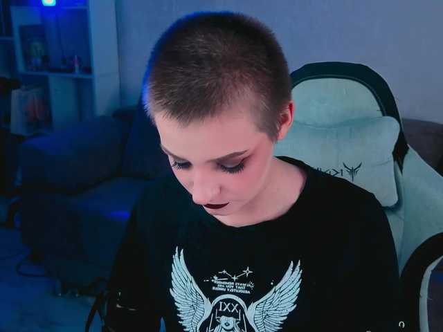 monicaerotic live cam on BongaCams