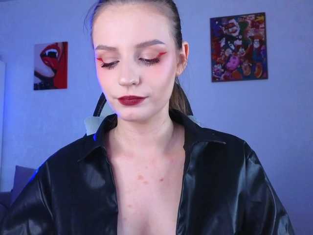 monicaerotic live cam on BongaCams