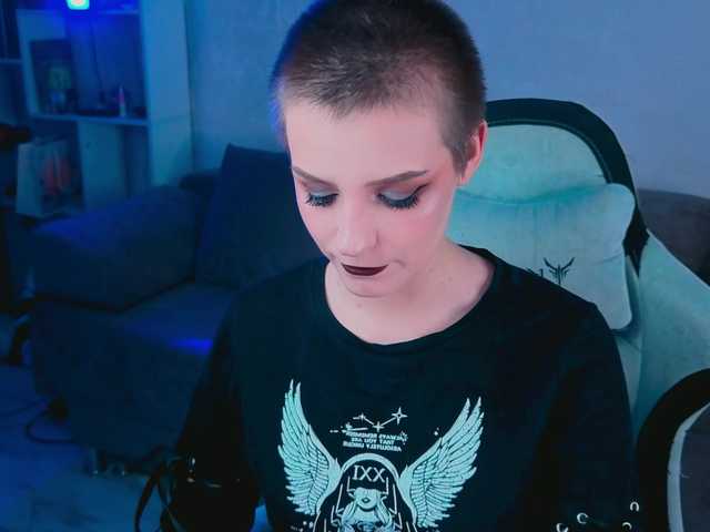 monicaerotic live cam on BongaCams