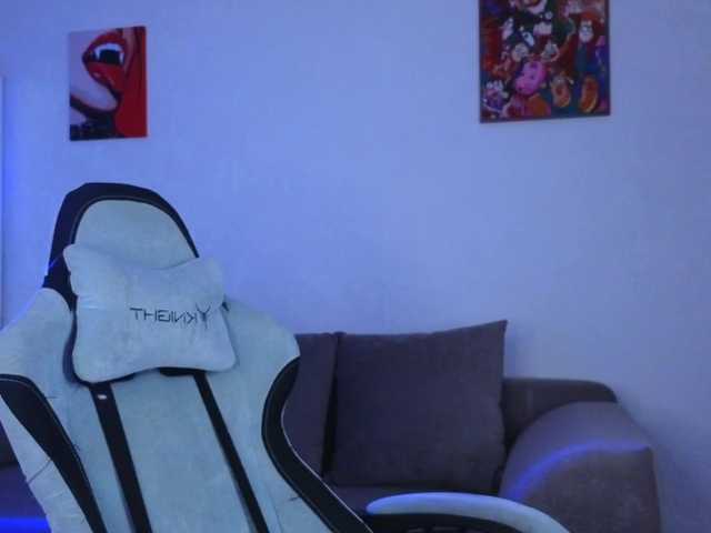 monicaerotic live cam on BongaCams