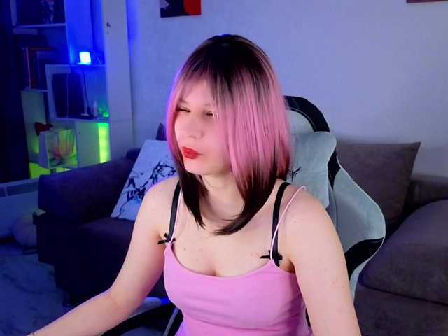 monicaerotic live cam on BongaCams