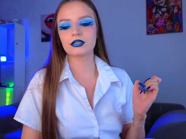 monicaerotic live webcam show