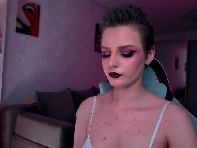 monicaerotic live cam on BongaCams