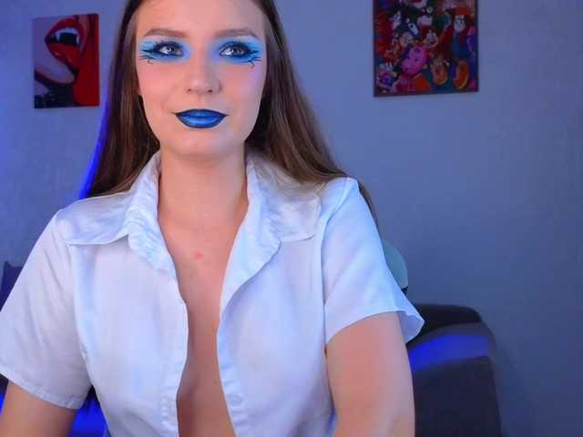 monicaerotic live cam on BongaCams