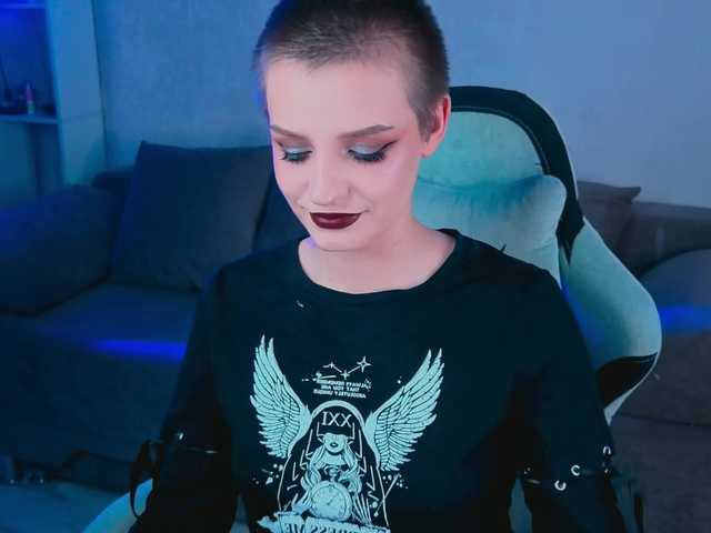 monicaerotic live cam on BongaCams