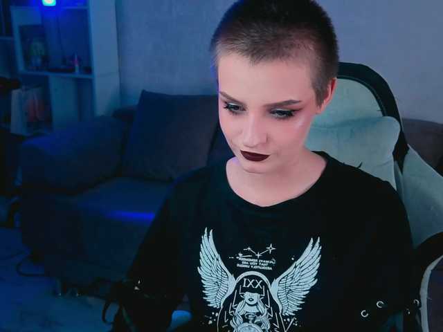 monicaerotic live cam on BongaCams