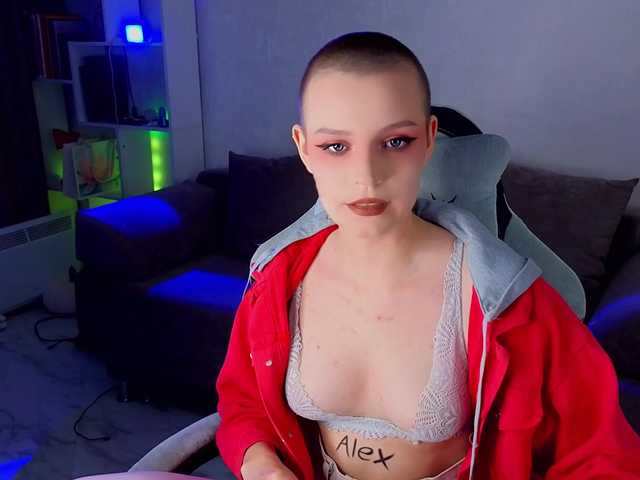 monicaerotic live cam on BongaCams