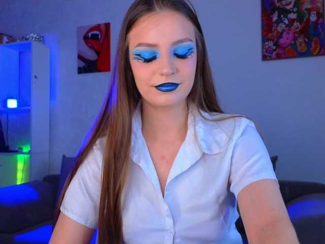 monicaerotic live cam on BongaCams