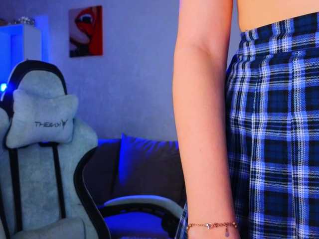 monicaerotic live cam on BongaCams