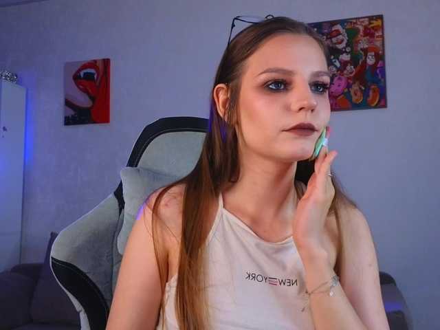 monicaerotic live cam on BongaCams