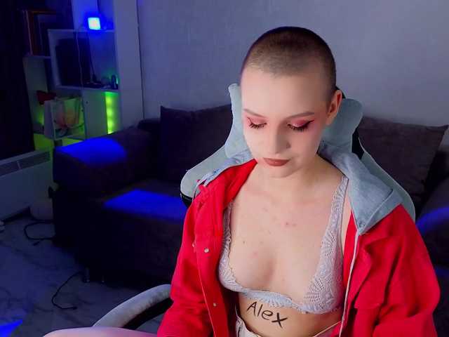 monicaerotic live cam on BongaCams