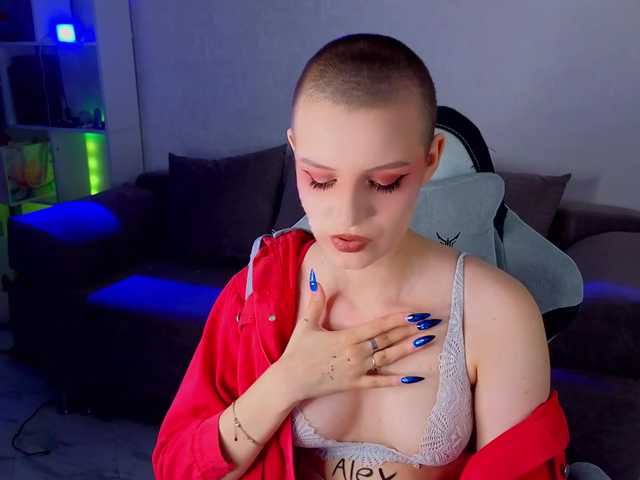 monicaerotic live cam on BongaCams