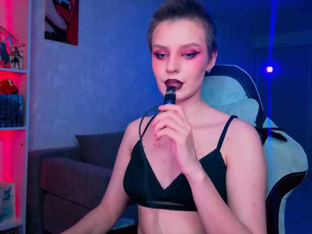 monicaerotic