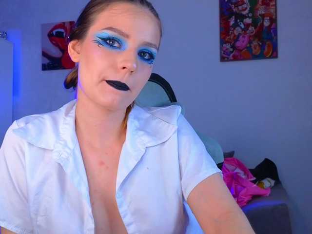 monicaerotic live cam on BongaCams