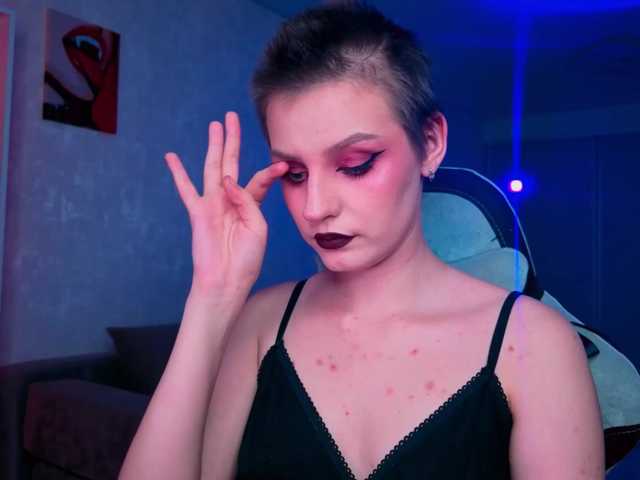 monicaerotic live cam on BongaCams