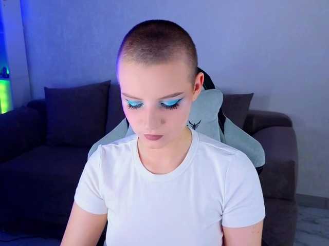 monicaerotic live cam on BongaCams