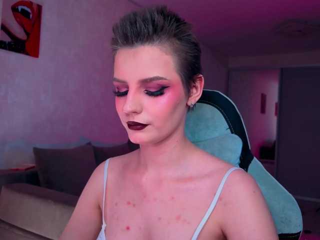 monicaerotic live cam on BongaCams