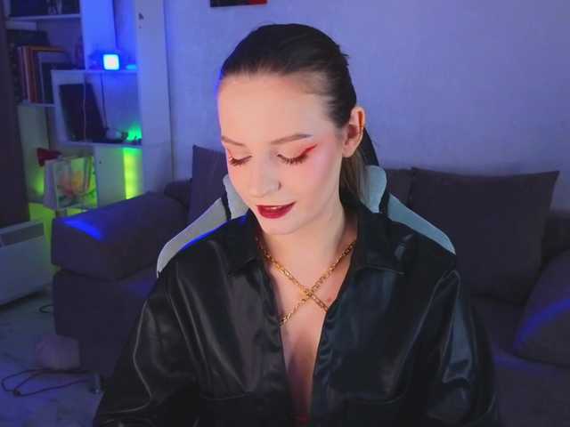 monicaerotic live cam on BongaCams